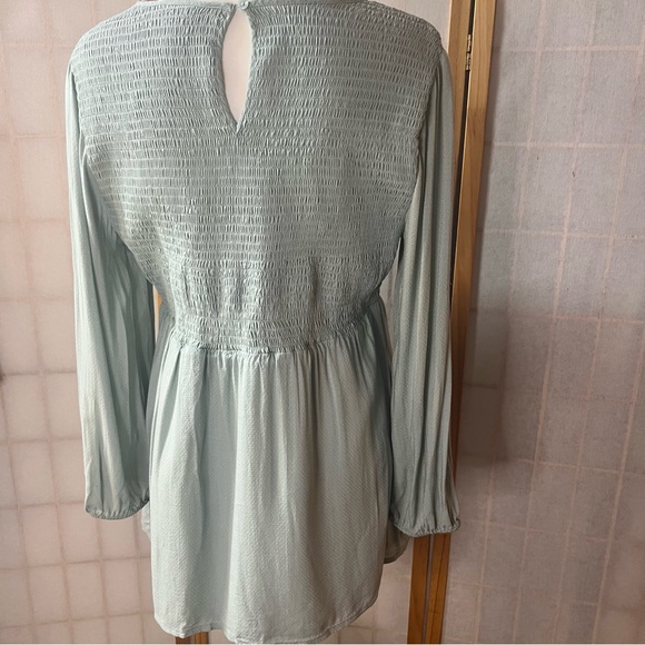 Ingrid & Isabel Sage Green Smocked Babydoll Top|Long Sleeve|Size L - Picture 5 of 11